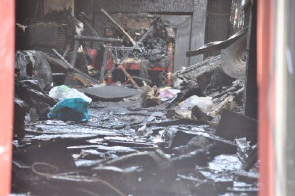 Oamenii legii din Bucureşti continuă cercetările la restaurantul Beirut